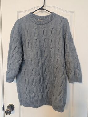 H&M Cable-Knit Crewneck Sweater - BLUE